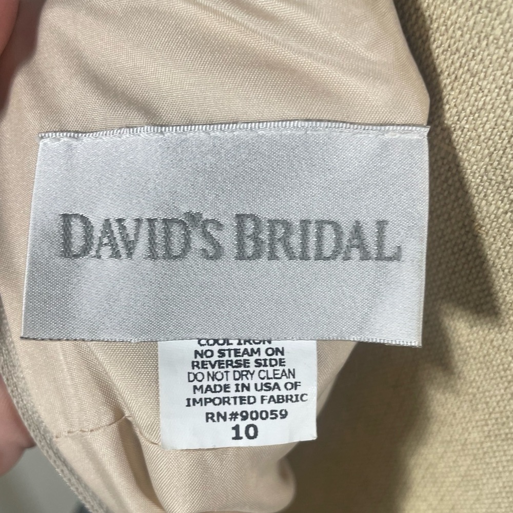 DAVID’S Bridal Strapless Cocktail Dress cream lining Black Tulle Overlay. sz 10 - Picture 5 of 6